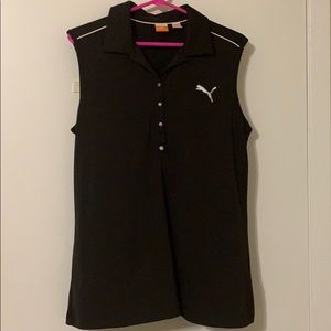 Woman’s golf tee